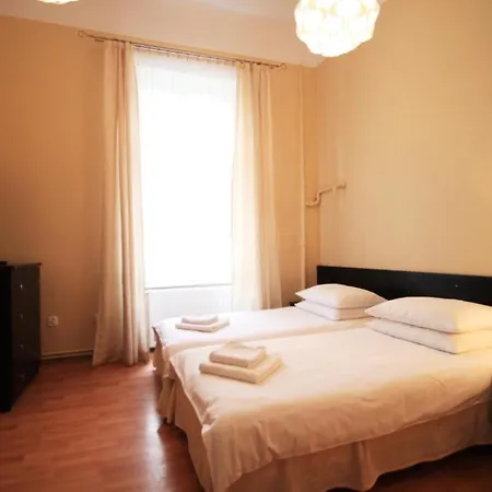 Navigator Apartment *